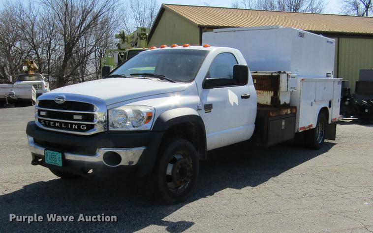 image for item DD2722 2008 Sterling Bullet service truck
