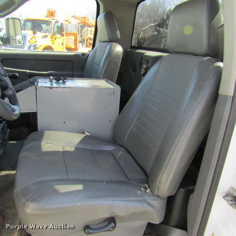 image for item DD2722 2008 Sterling Bullet service truck