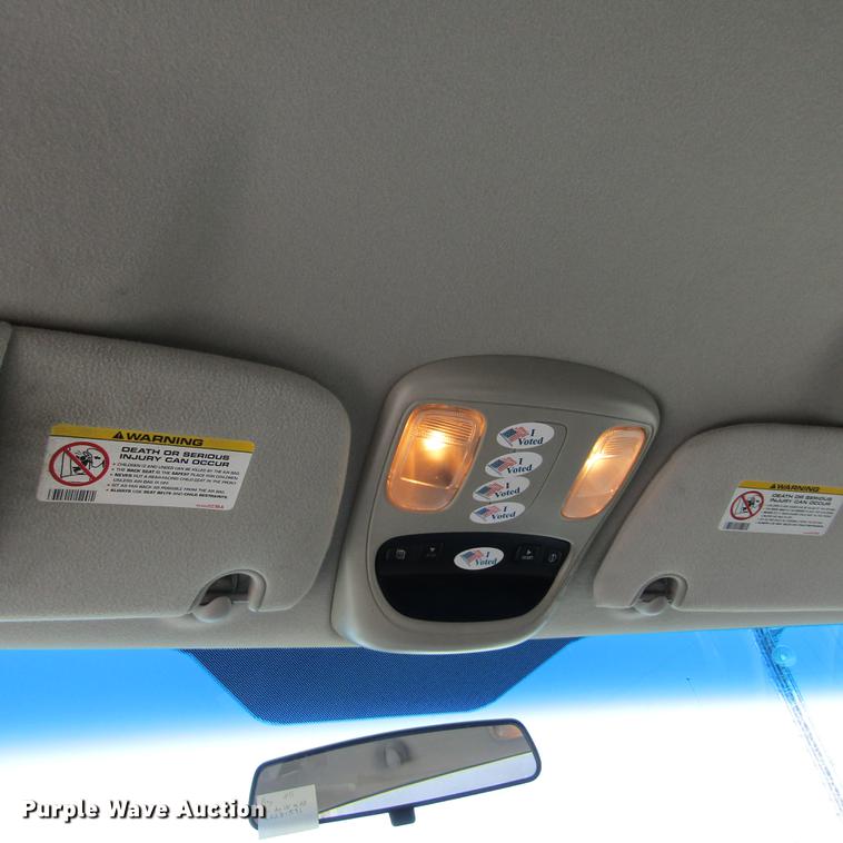 image for item DD2722 2008 Sterling Bullet service truck