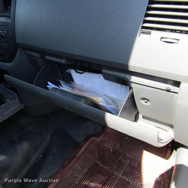 image for item DD2722 2008 Sterling Bullet service truck