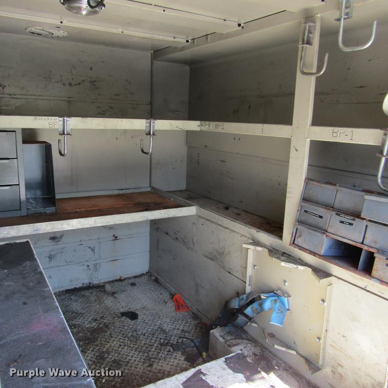 image for item DD2722 2008 Sterling Bullet service truck