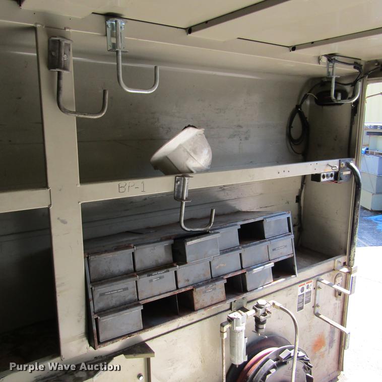 image for item DD2722 2008 Sterling Bullet service truck