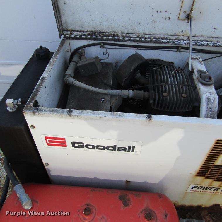 image for item DD2722 2008 Sterling Bullet service truck