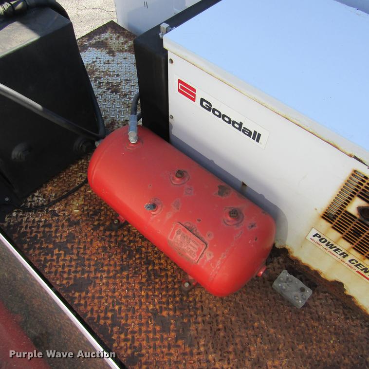 image for item DD2722 2008 Sterling Bullet service truck