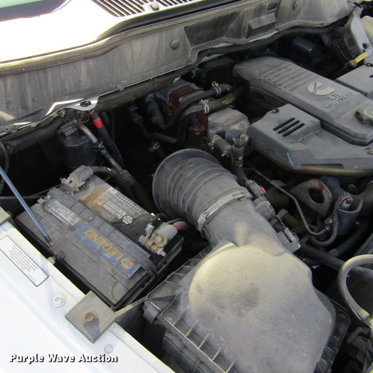 image for item DD2722 2008 Sterling Bullet service truck