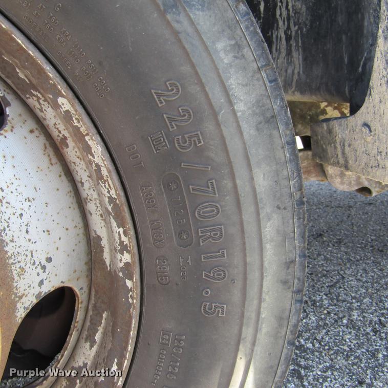 image for item DD2722 2008 Sterling Bullet service truck