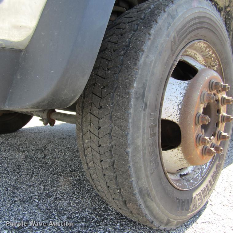 image for item DD2722 2008 Sterling Bullet service truck