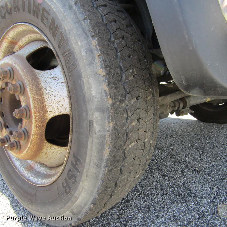 image for item DD2722 2008 Sterling Bullet service truck