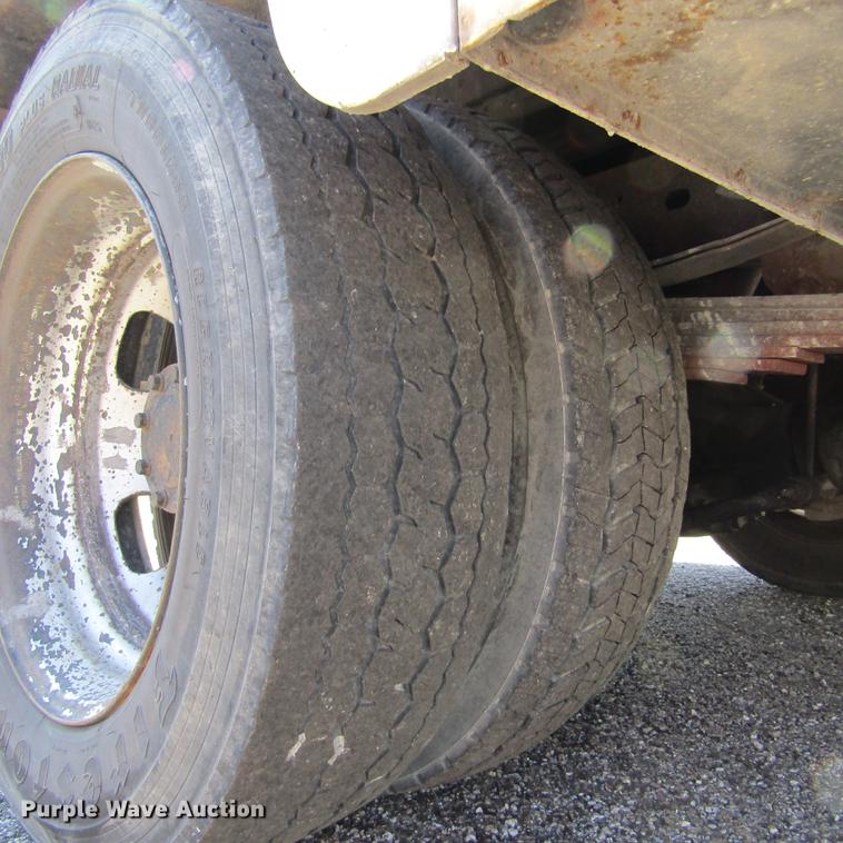 image for item DD2722 2008 Sterling Bullet service truck