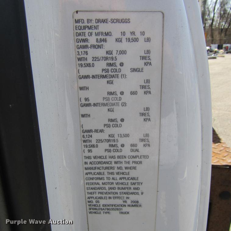 image for item DD2722 2008 Sterling Bullet service truck