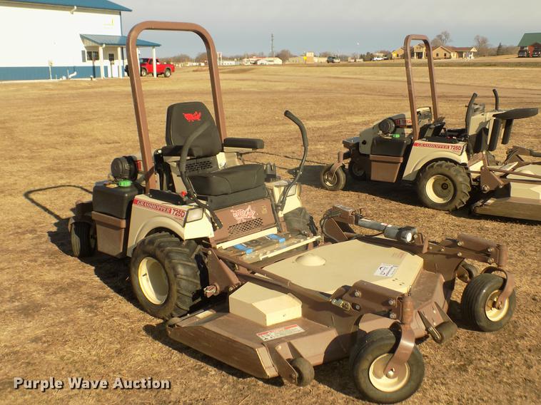 image for item DD2807 2016 Grasshopper 725DT6 ZTR lawn mower