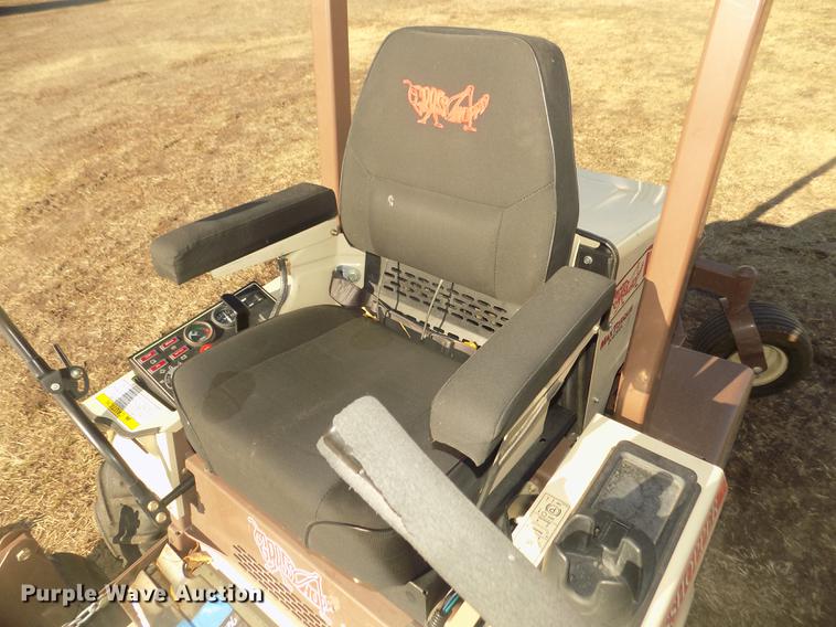 image for item DD2807 2016 Grasshopper 725DT6 ZTR lawn mower