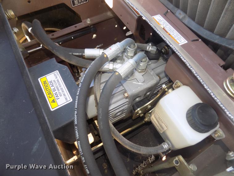 image for item DD2807 2016 Grasshopper 725DT6 ZTR lawn mower