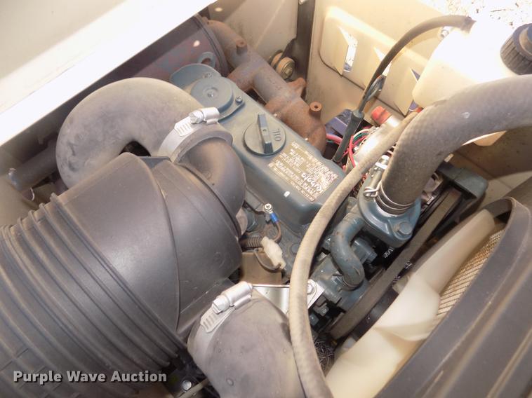 image for item DD2807 2016 Grasshopper 725DT6 ZTR lawn mower