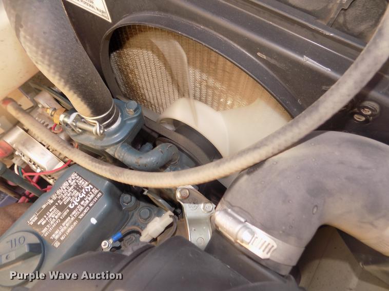 image for item DD2807 2016 Grasshopper 725DT6 ZTR lawn mower