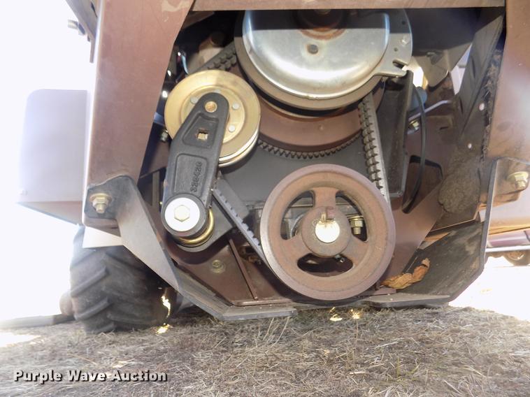 image for item DD2807 2016 Grasshopper 725DT6 ZTR lawn mower