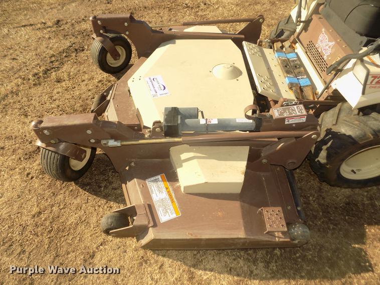 image for item DD2807 2016 Grasshopper 725DT6 ZTR lawn mower