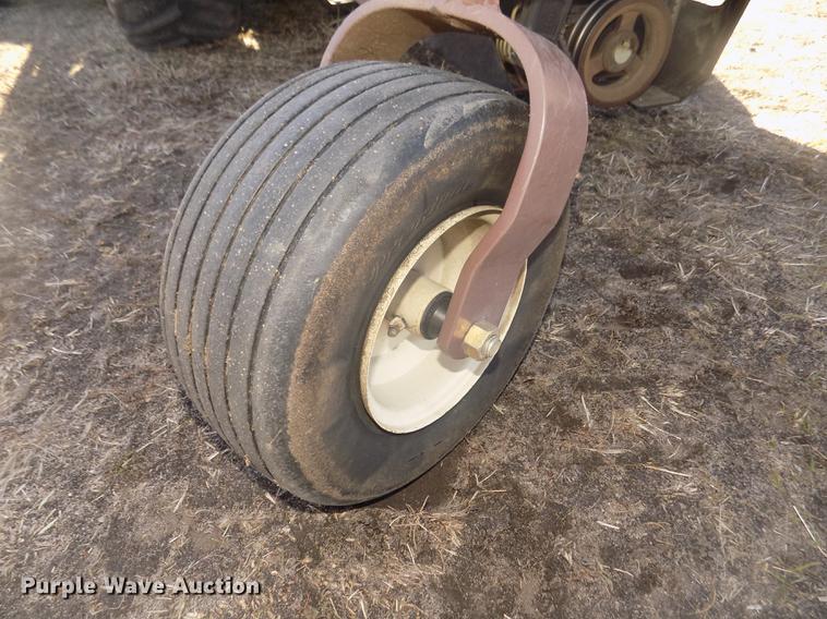 image for item DD2807 2016 Grasshopper 725DT6 ZTR lawn mower