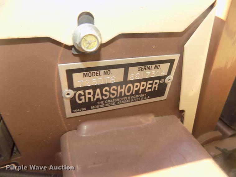 image for item DD2807 2016 Grasshopper 725DT6 ZTR lawn mower