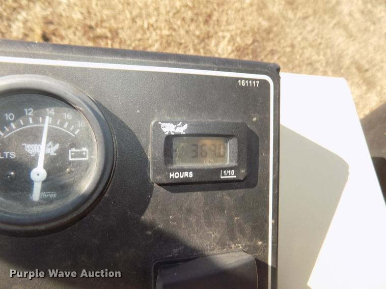 image for item DD2808 2016 Grasshopper 725DT6 ZTR lawn mower