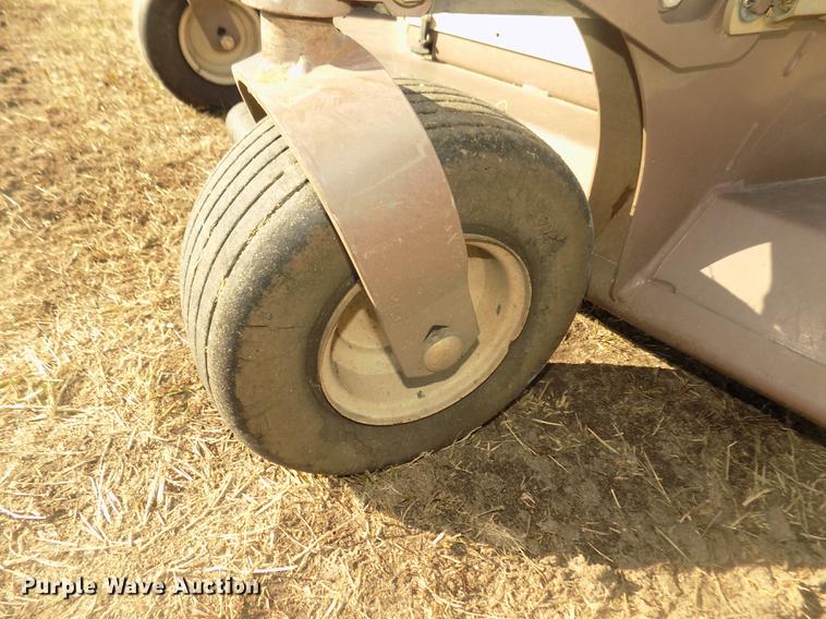 image for item DD2808 2016 Grasshopper 725DT6 ZTR lawn mower