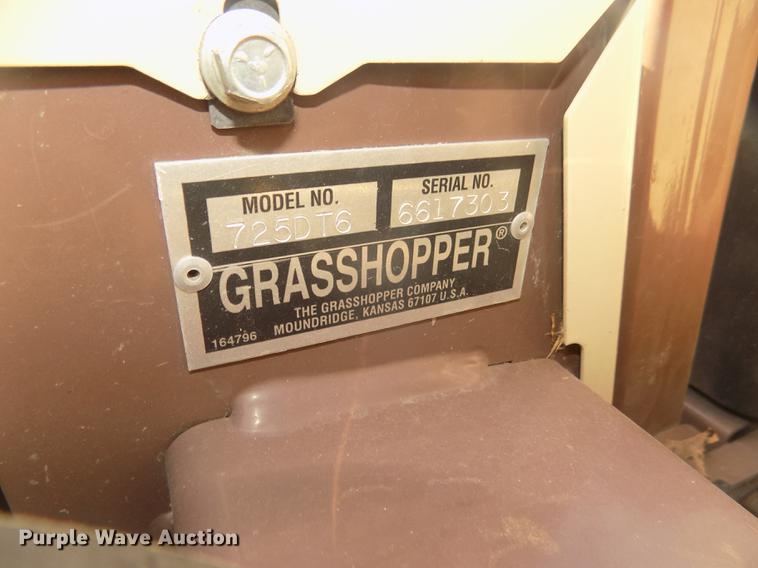 image for item DD2808 2016 Grasshopper 725DT6 ZTR lawn mower