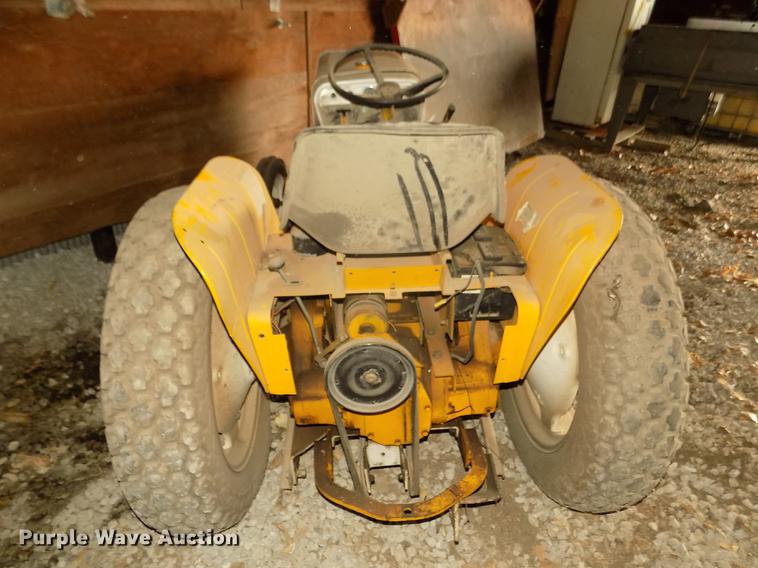 image for item DD2839 International 154 Cub Lo-Boy tractor