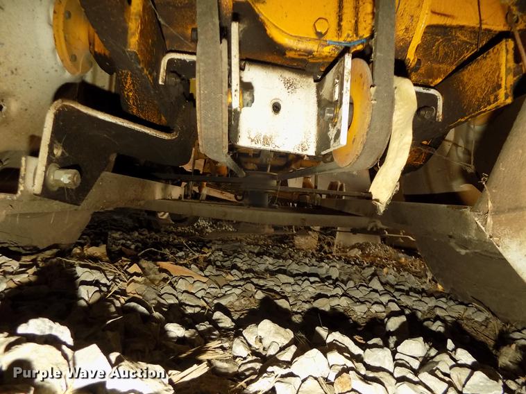 image for item DD2839 International 154 Cub Lo-Boy tractor