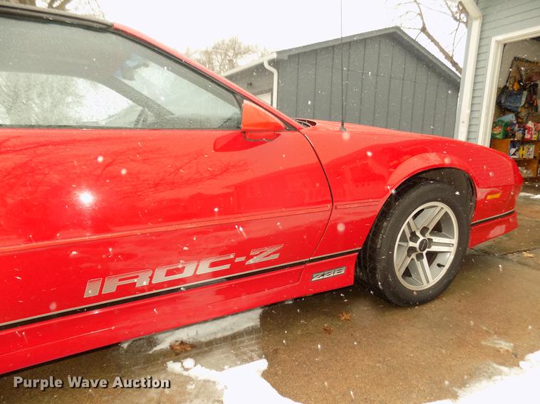 image for item DD2867 1986 Chevrolet Camaro IROC-Z