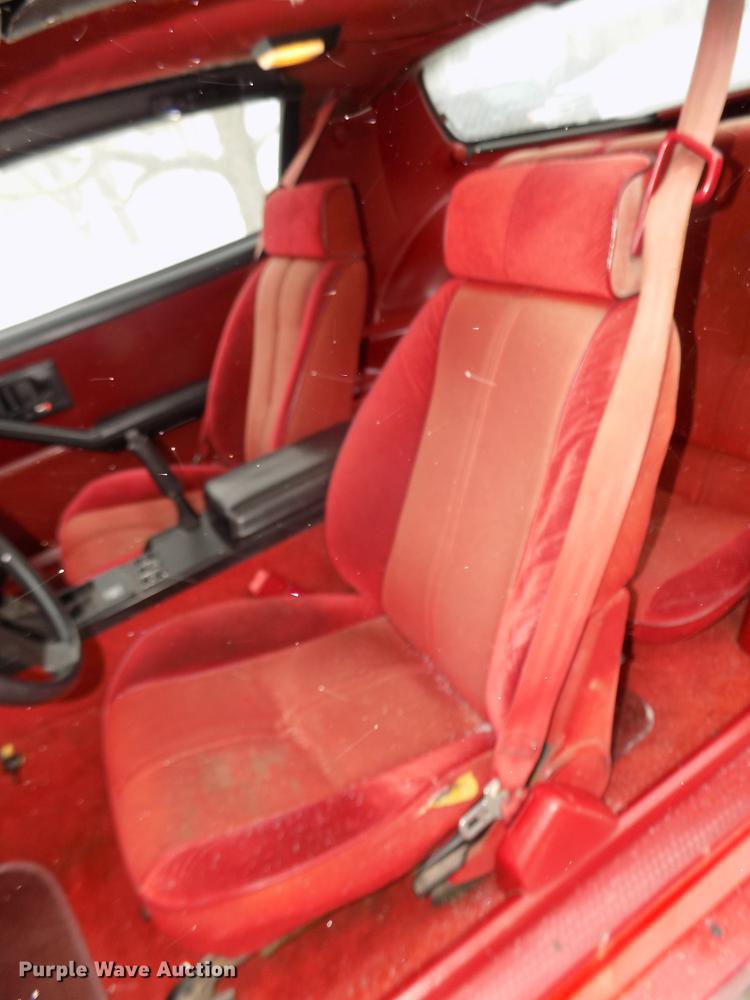 image for item DD2867 1986 Chevrolet Camaro IROC-Z