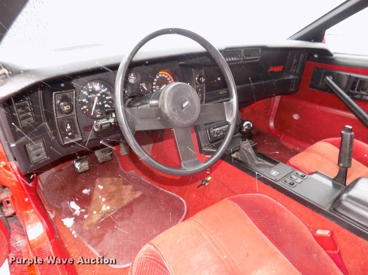 image for item DD2867 1986 Chevrolet Camaro IROC-Z