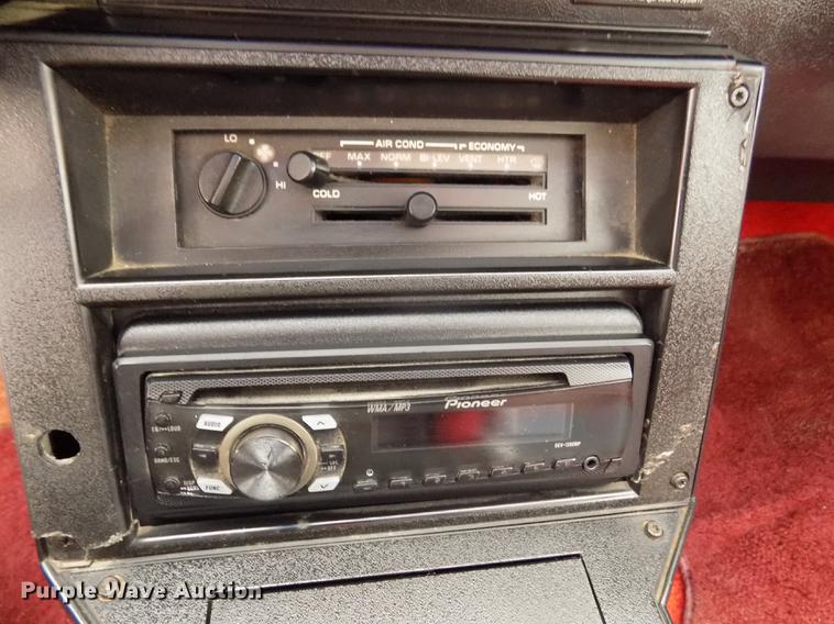 image for item DD2867 1986 Chevrolet Camaro IROC-Z