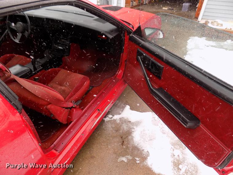 image for item DD2867 1986 Chevrolet Camaro IROC-Z