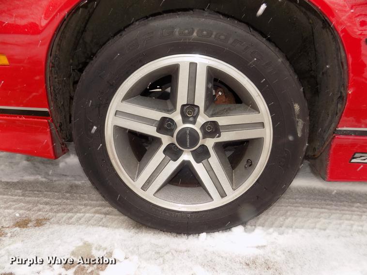 image for item DD2867 1986 Chevrolet Camaro IROC-Z