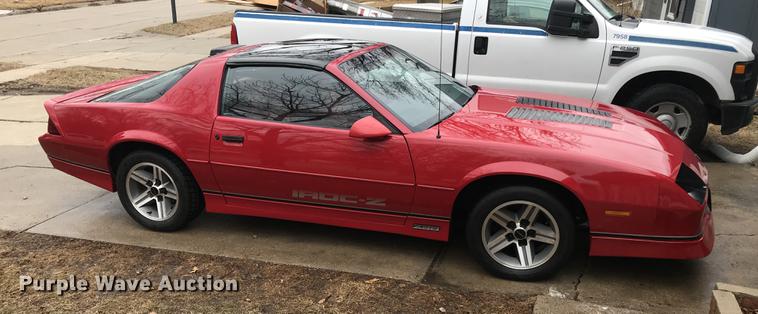 image for item DD2867 1986 Chevrolet Camaro IROC-Z
