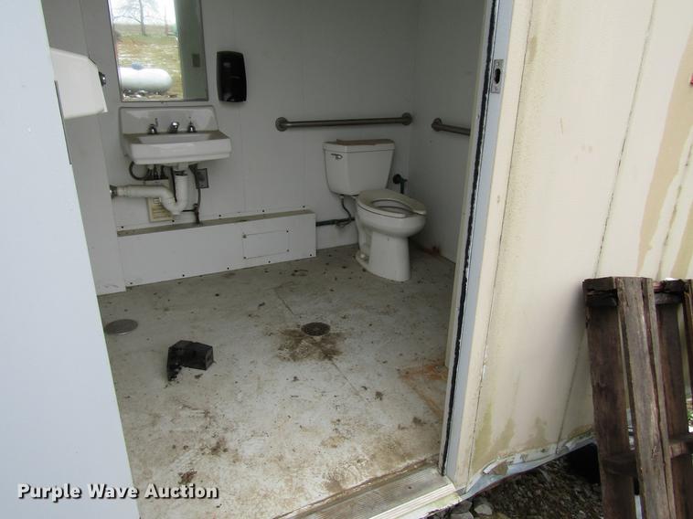 image for item DD7422 Office building