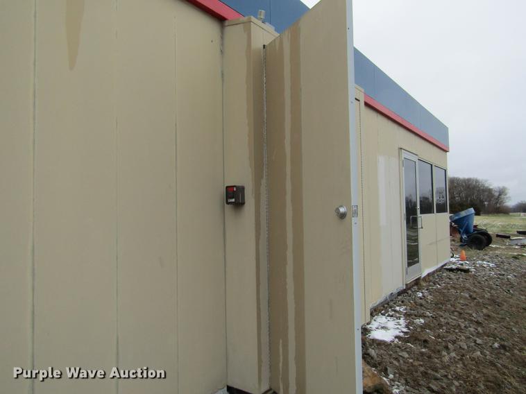 image for item DD7422 Office building