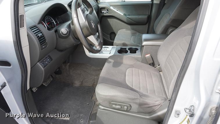 image for item DE3142 2011 Nissan Pathfinder SUV