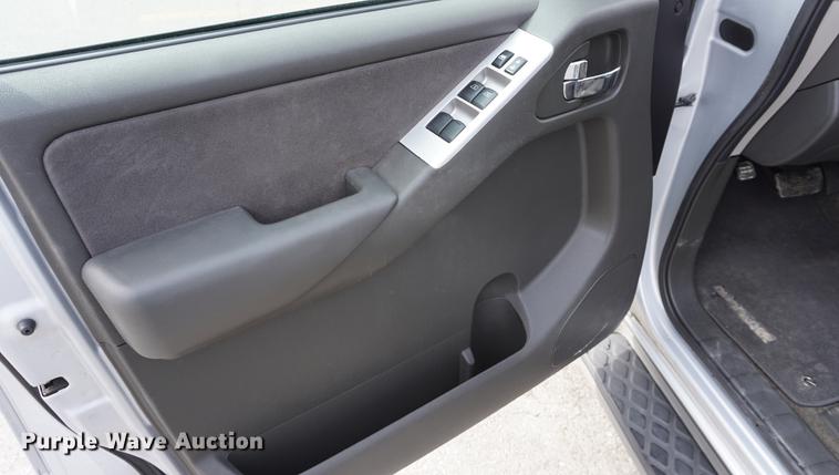 image for item DE3142 2011 Nissan Pathfinder SUV