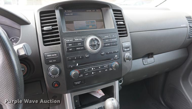 image for item DE3142 2011 Nissan Pathfinder SUV