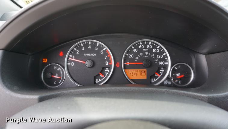 image for item DE3142 2011 Nissan Pathfinder SUV