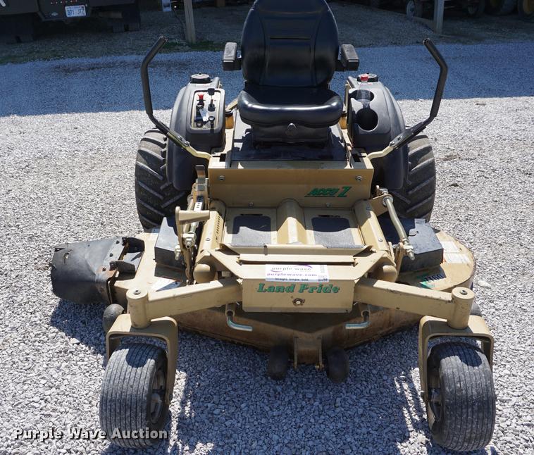 image for item DE3202 Land Pride ZT60 lawn mower