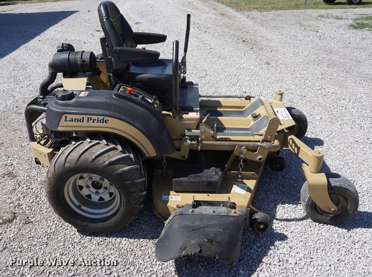 image for item DE3202 Land Pride ZT60 lawn mower