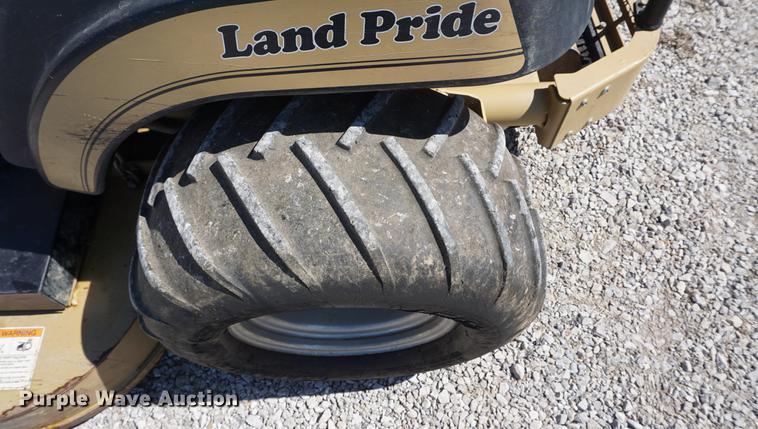 image for item DE3202 Land Pride ZT60 lawn mower
