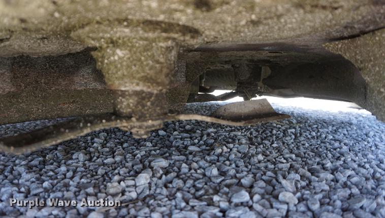 image for item DE3202 Land Pride ZT60 lawn mower