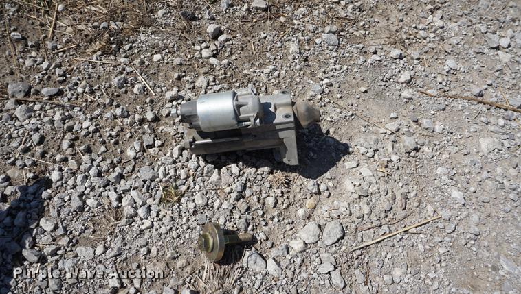 image for item DE3202 Land Pride ZT60 lawn mower