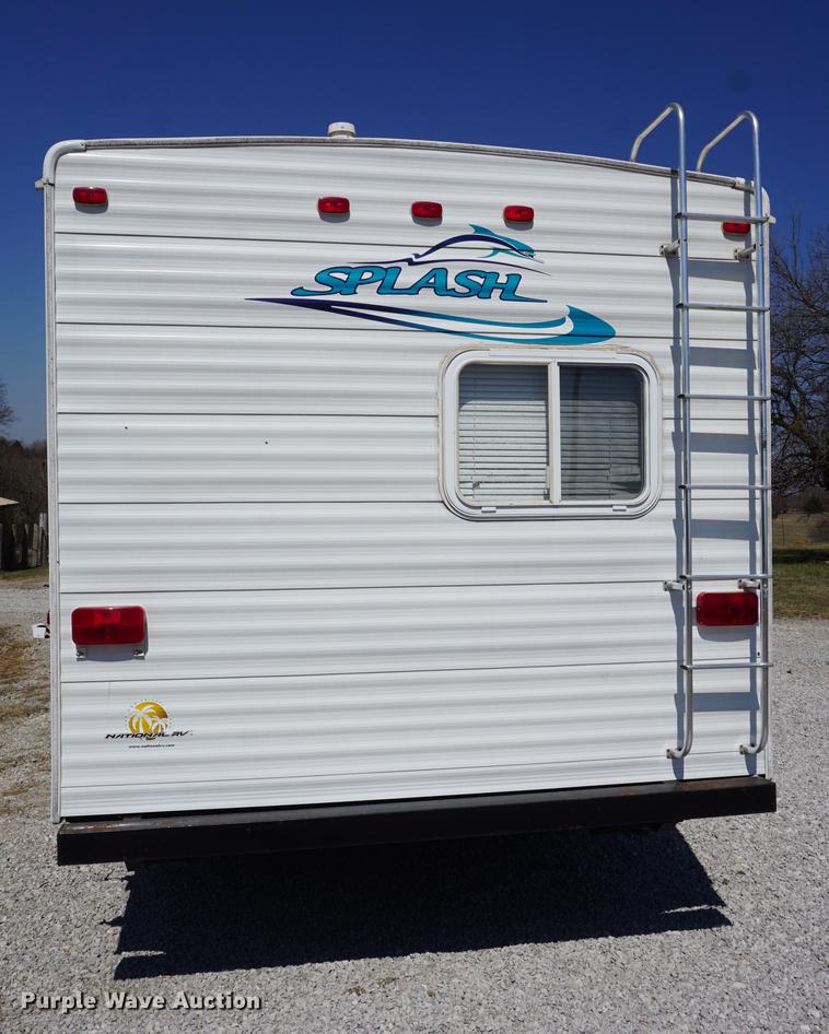 image for item DE3207 2003 National RV Splash camper