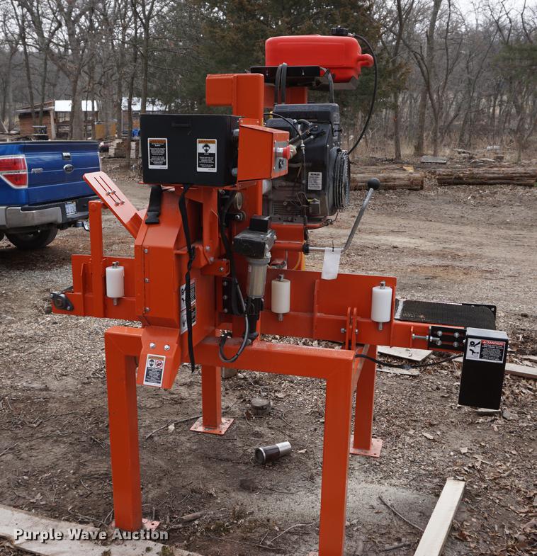 image for item DE3248 Wood-mizer HR120G19-1 horizontal resaw