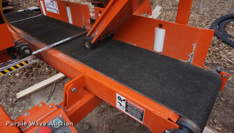 image for item DE3248 Wood-mizer HR120G19-1 horizontal resaw