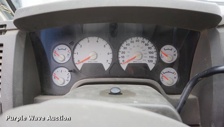 image for item DE3257 2006 Dodge Ram 2500 Quad Cab pickup truck